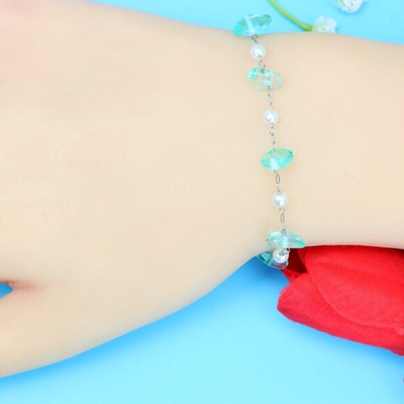 Chic & Stylish Bracelet – A Thoughtful Gift for Women and Girls, DYC1422 - Picture 3 of 9